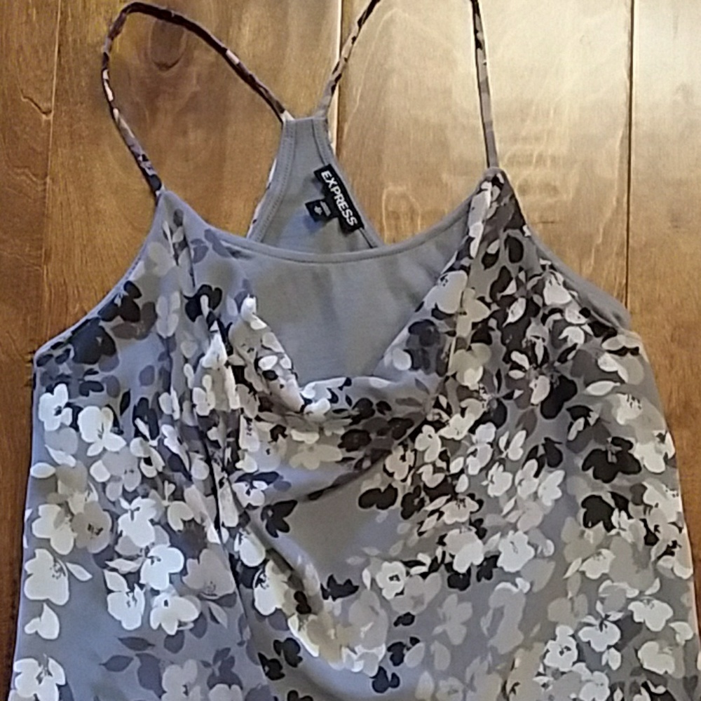 Express Blouse - Picture 2 of 2